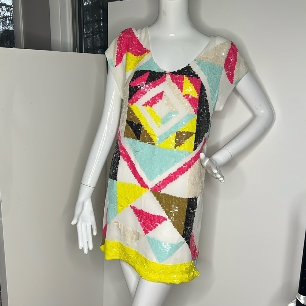 French Connection Sz 6 Multicolor White Silk Beaded Silk Shift Dress